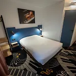 Welcomotel Aeroport بوفيه
