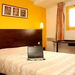 فندق Welcomotel Aeroport بوفيه