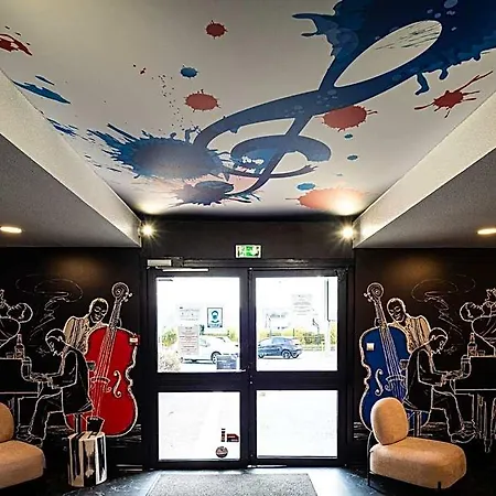 Hotel Welcomotel Aéroport Beauvais