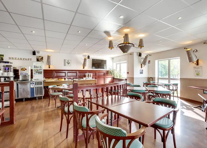 Welcomotel Aéroport Hotel 3*