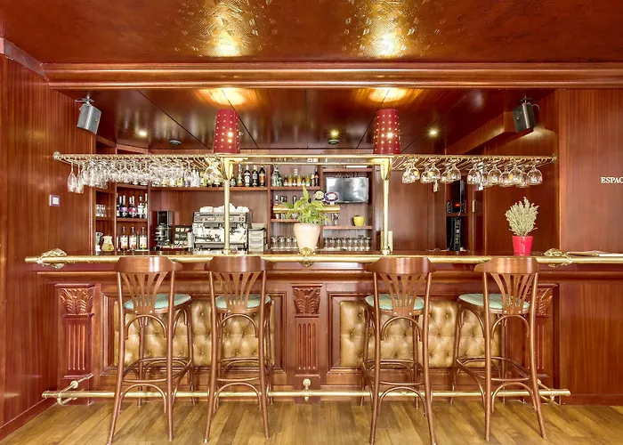 Welcomotel Aéroport 3*