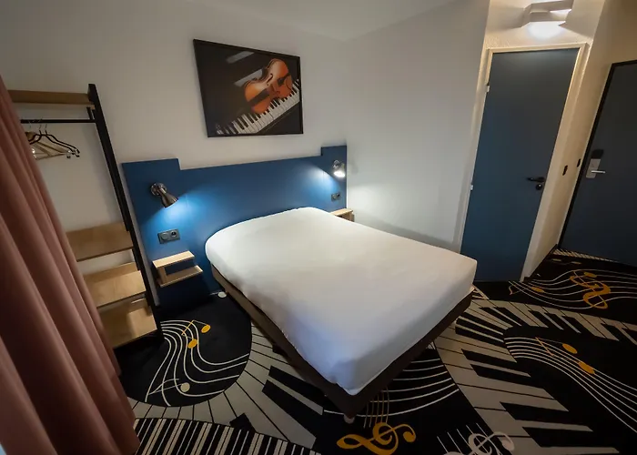 Welcomotel Aéroport 3*